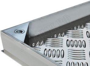 Напольный люк Макс с газовыми амортизаторами, запирание на болтах Напольный люк Макс с газовыми амортизаторами, запирание на болтах